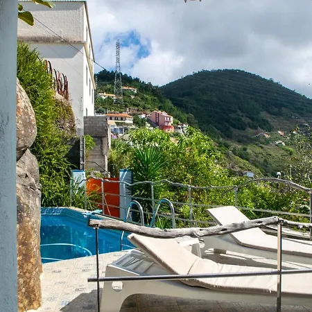 Unique House - Pool, Terrace & Amazing View 別荘 *