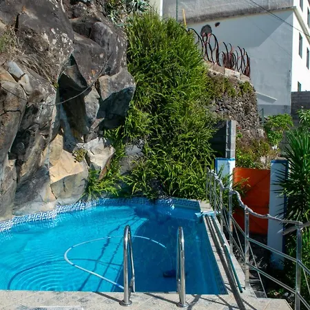 別荘 Unique House - Pool, Terrace & Amazing View
