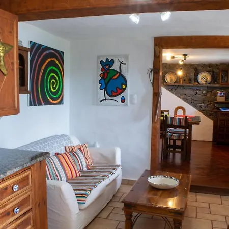 Unique House - Pool, Terrace & Amazing View * Ribeira Brava